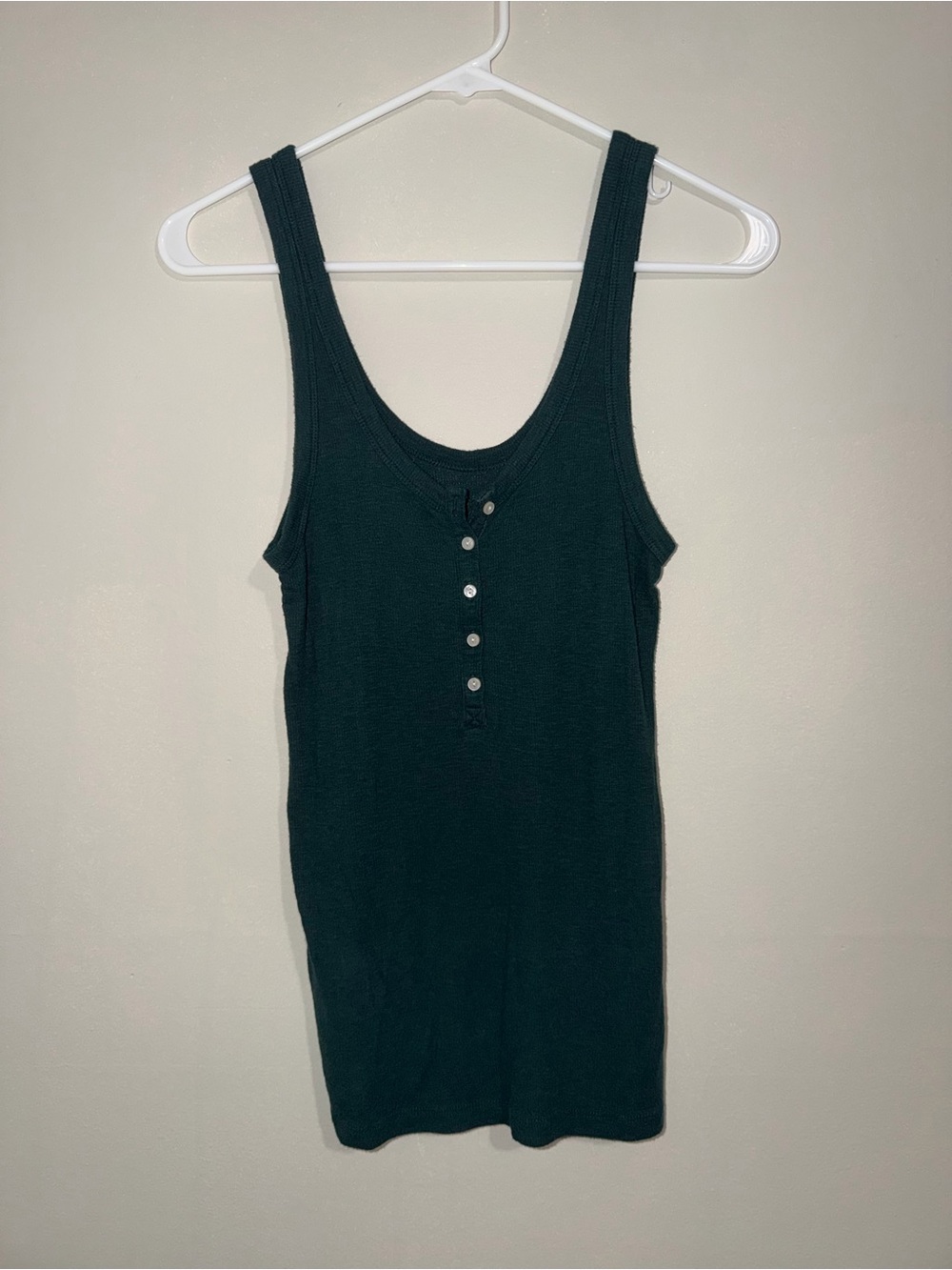 Aerie Women’s Small Dark Green Ribbed Henley Tank Top